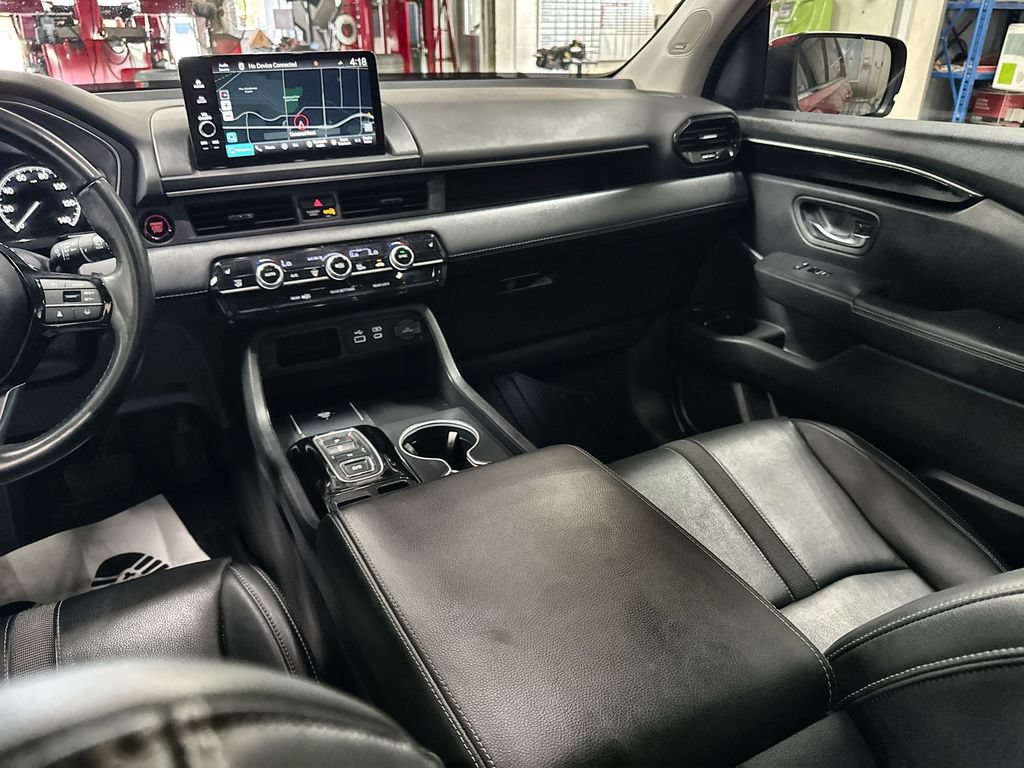 Used 2023 Honda Pilot Touring image 28