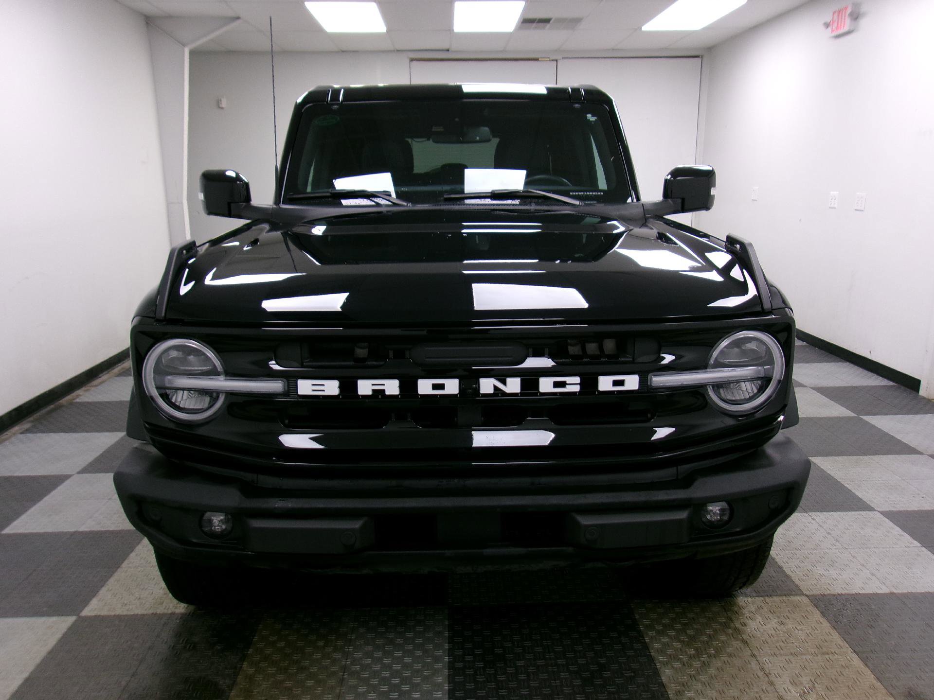 Used 2022 Ford Bronco Outer Banks image 16