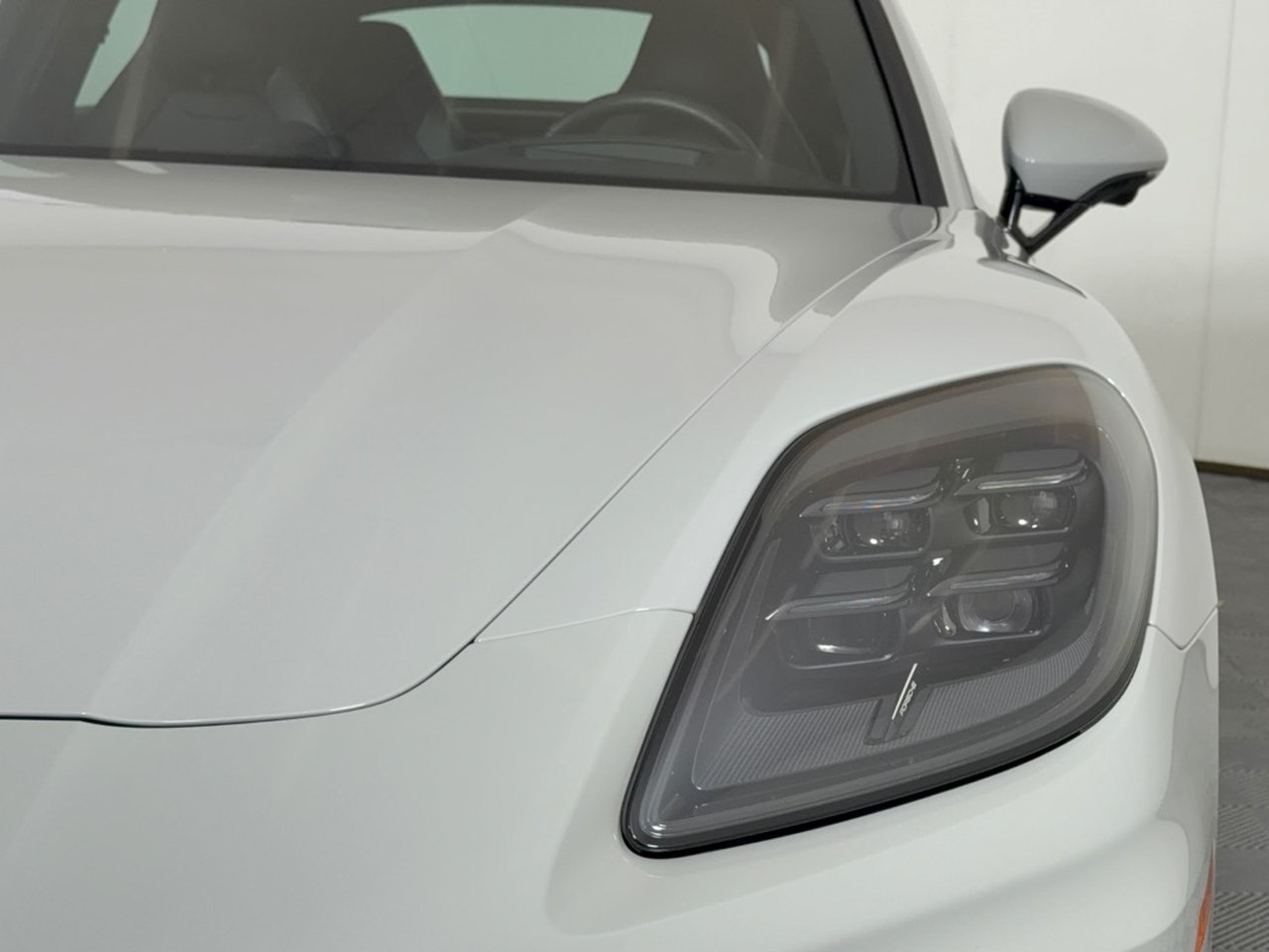 Certified 2025 Porsche Panamera 4 AWD/4WD image 14