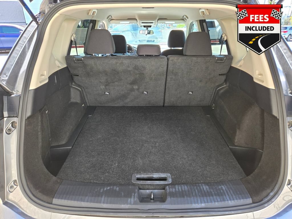 Used 2024 Nissan Rogue S AWD/4WD image 18