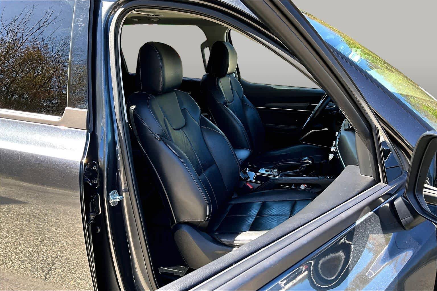 Used 2022 Kia Telluride EX w/ EX Premium Package AWD/4WD image 8