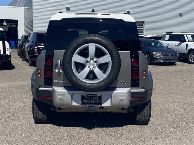 Used 2023 Land Rover Defender 110 S image 32