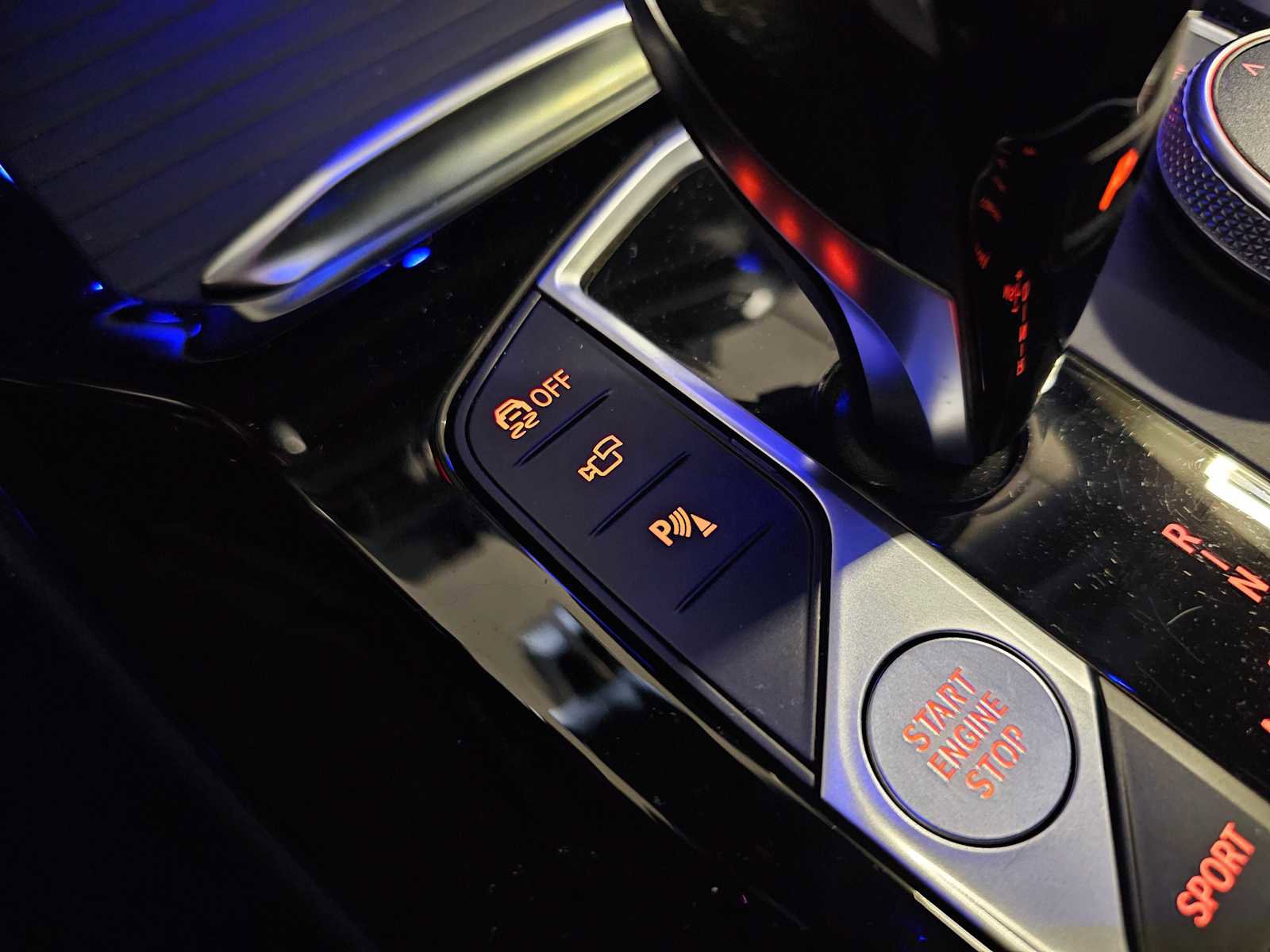 Used 2023 BMW X4 M40i w/ Premium Package image 24