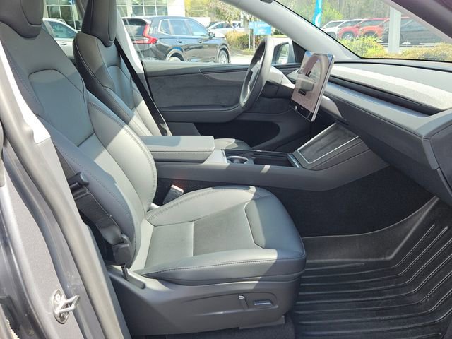 Used 2026 Tesla Model Y Long Range image 15