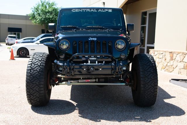 Used 2009 Jeep Wrangler Unlimited Rubicon w/ Dual Top Group image 5