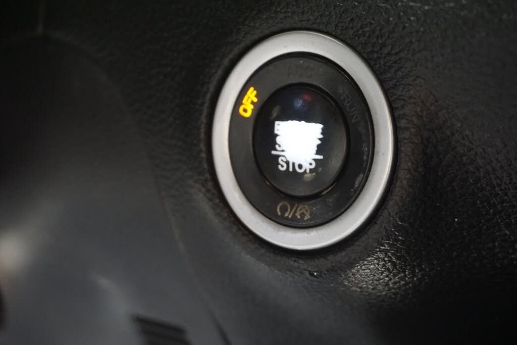 Used 2018 Dodge Challenger R/T w/ Blacktop Package RWD image 21