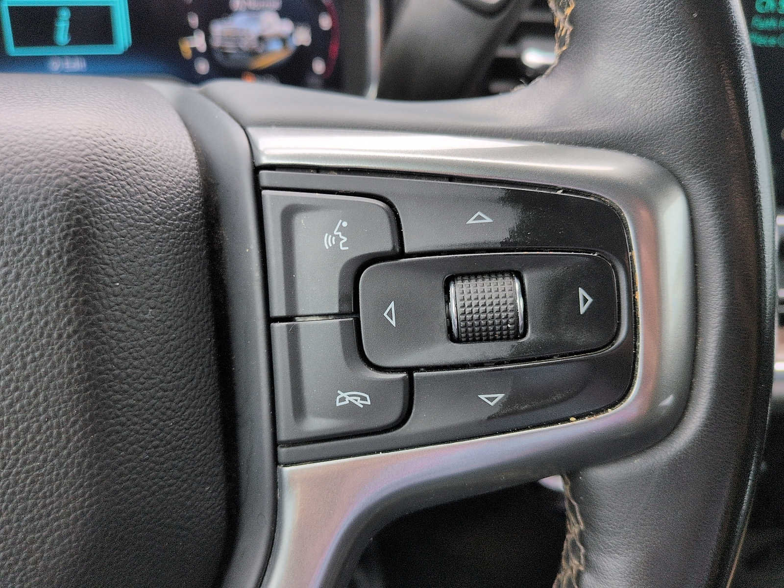 Used 2024 Chevrolet Silverado 3500 LT w/ Convenience Package AWD/4WD image 18