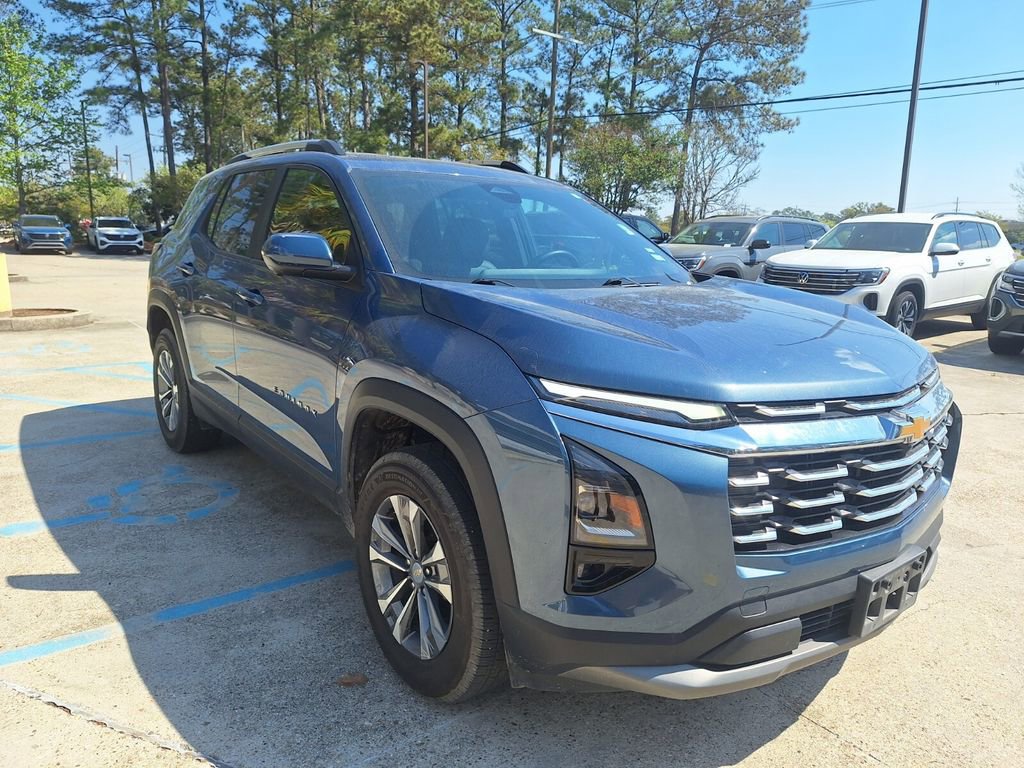 Used 2025 Chevrolet Equinox LT w/ Convenience Package II image 5
