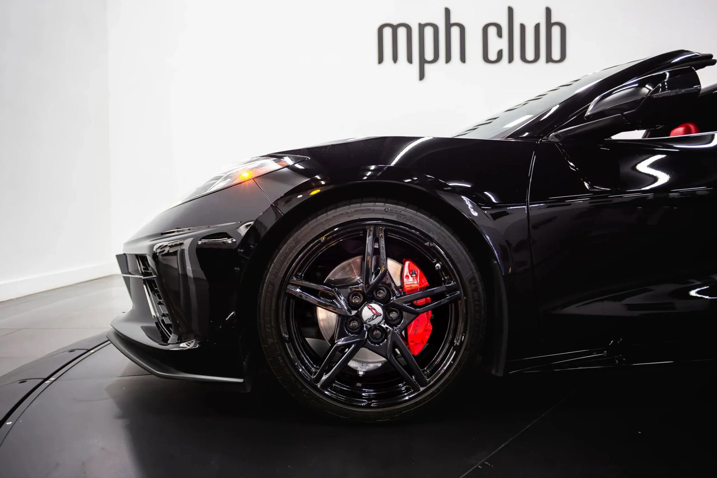 Used 2023 Chevrolet Corvette Stingray Coupe w/ 1LT image 15