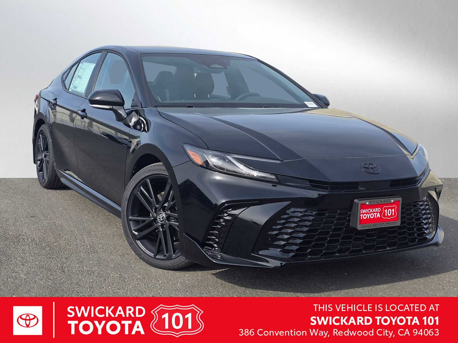 New 2026 Toyota Camry Hybrid image 1