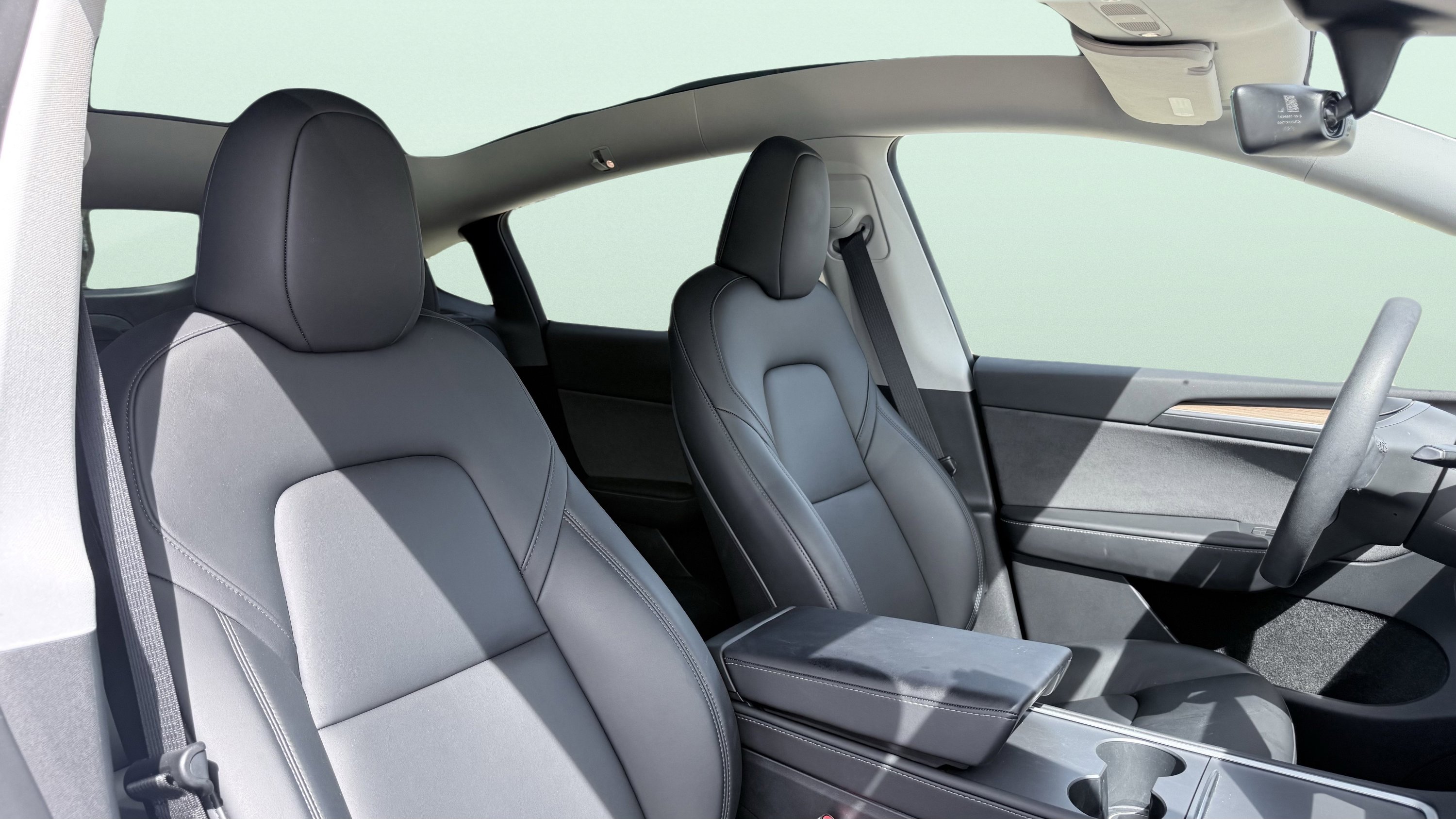 Used 2023 Tesla Model Y Long Range image 45