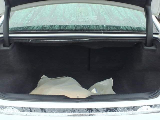Used 2014 Chrysler 300 image 8