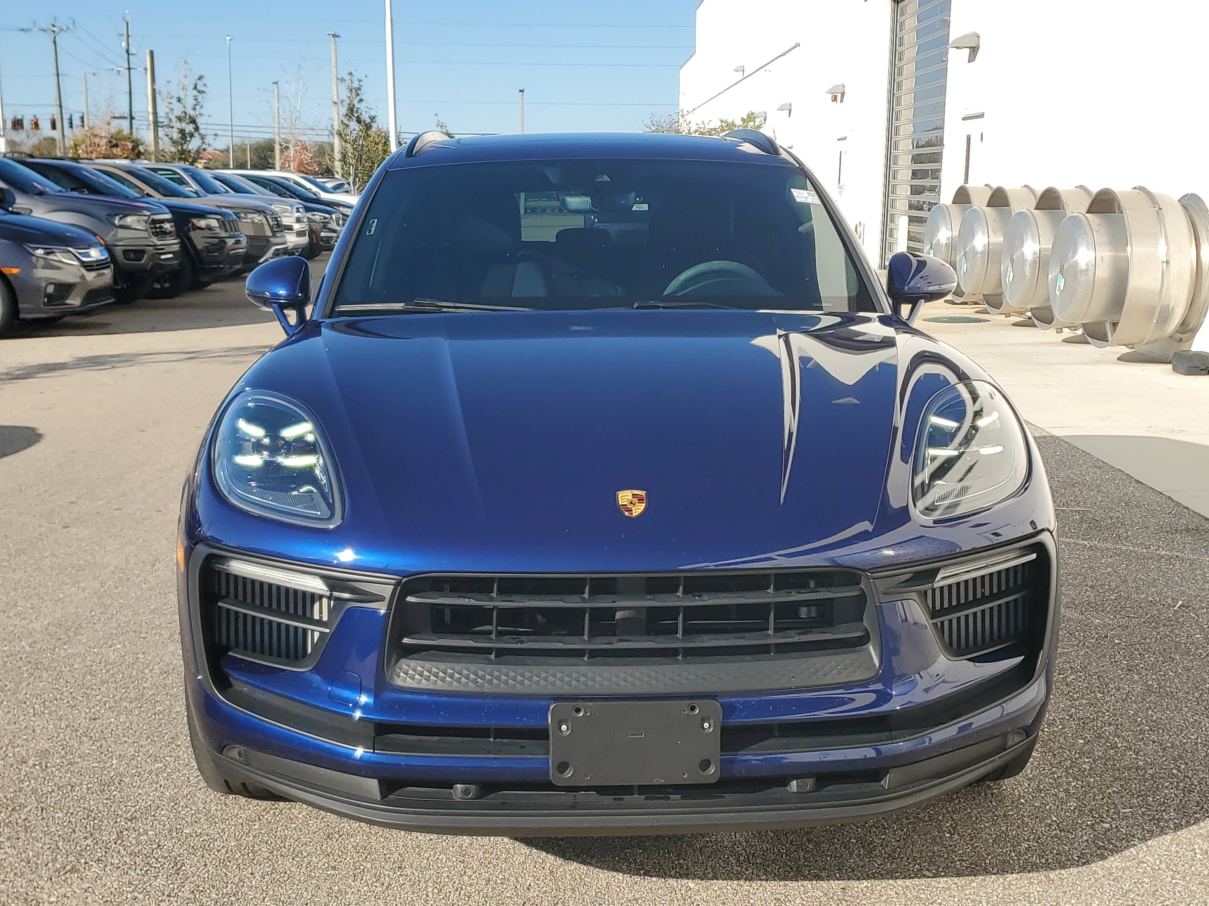Used 2022 Porsche Macan S image 2