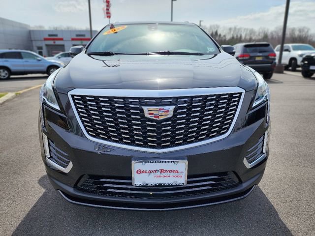 Used 2022 Cadillac XT5 Luxury w/ LPO, Floor Liner Package FWD image 2