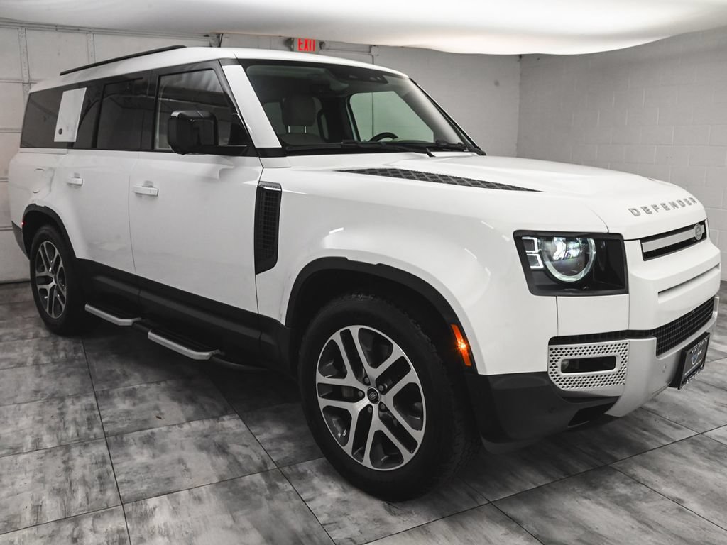 Used 2023 Land Rover Defender 130 SE AWD/4WD image 3