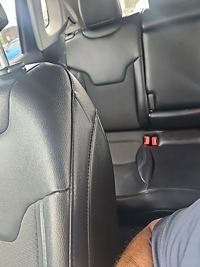 Certified 2022 Jeep Compass Latitude image 11