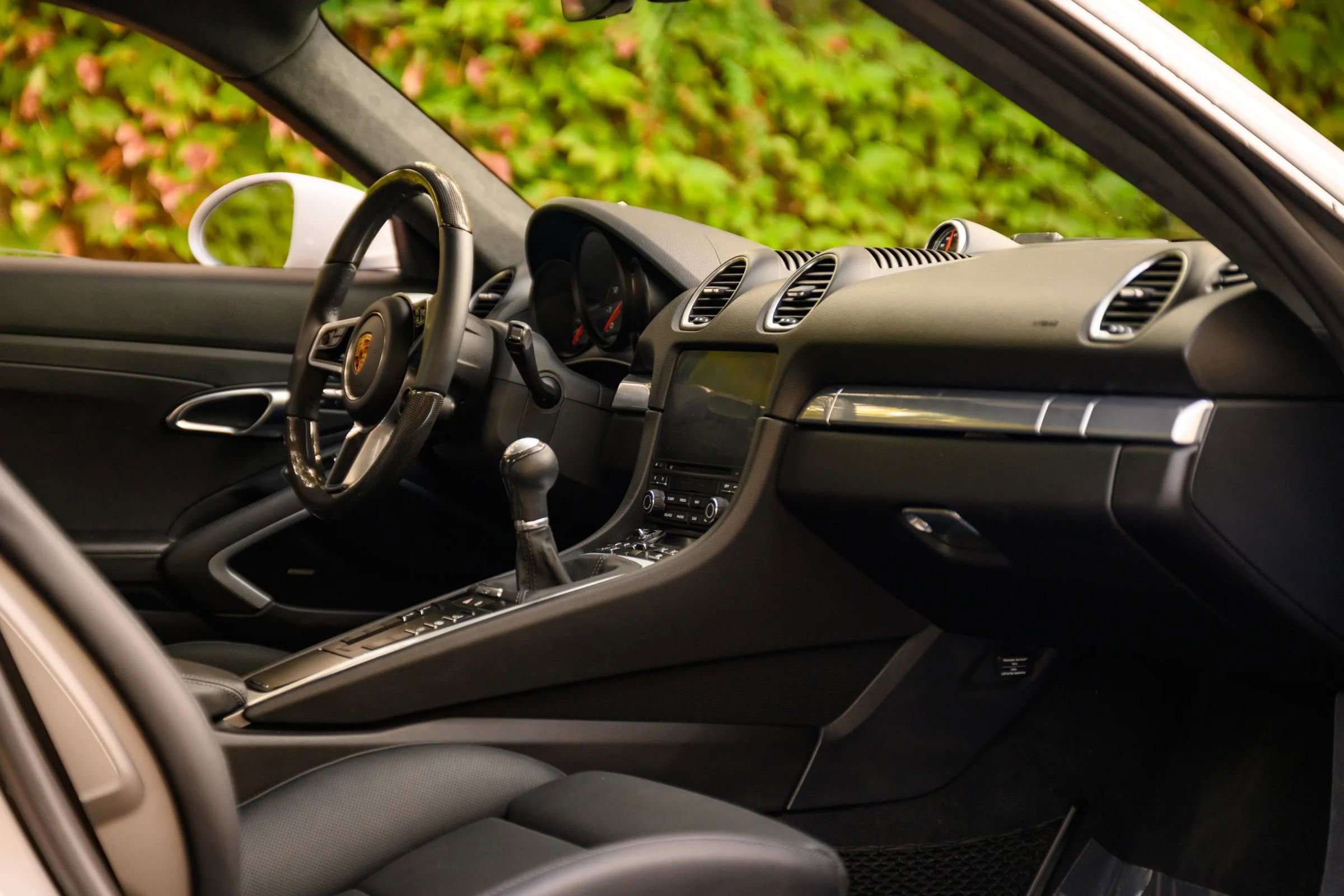 Used 2024 Porsche 718 Cayman GT4 image 38