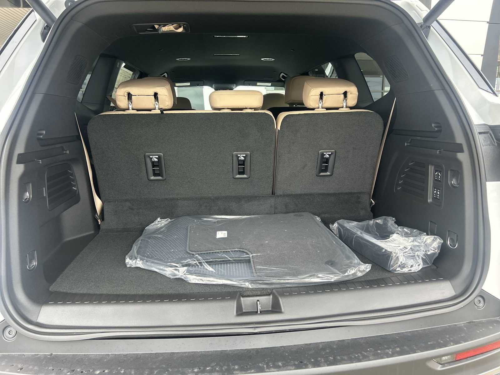 New 2026 Buick Enclave Preferred w/ Power Package AWD/4WD image 26