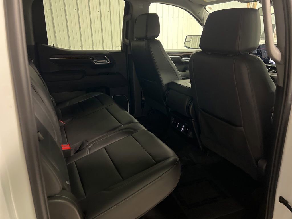 Certified 2024 GMC Sierra 1500 SLT image 11