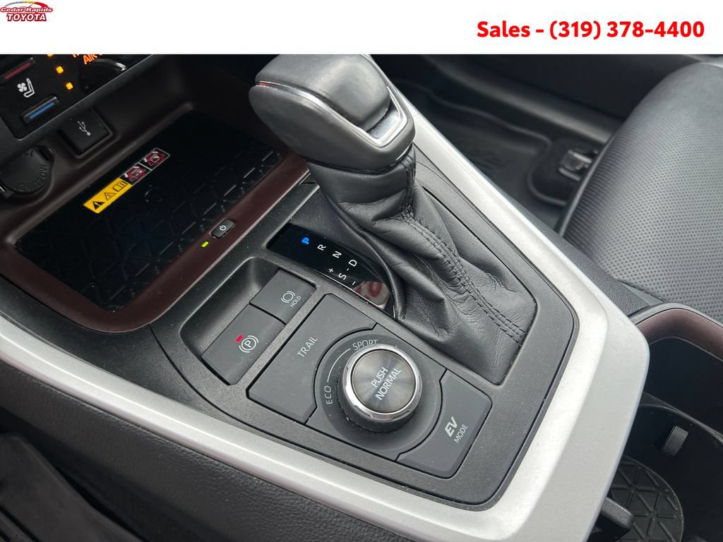 Certified 2022 Toyota RAV4 Limited AWD/4WD image 23