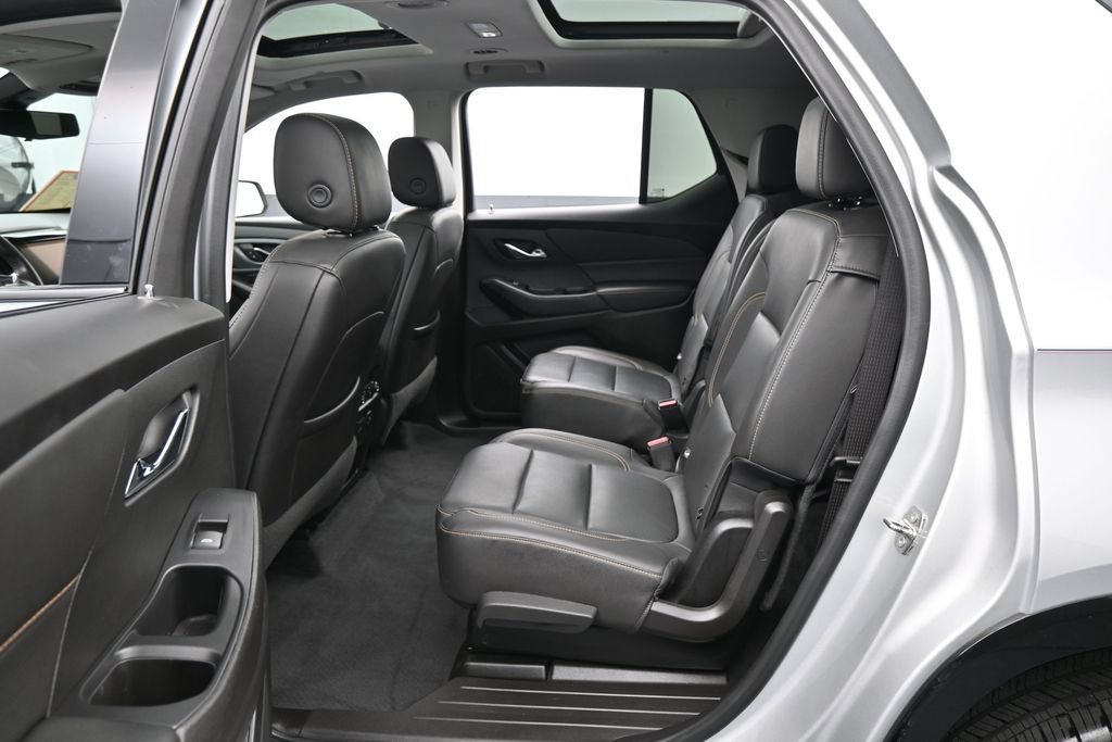 Used 2021 Chevrolet Traverse Premier w/ Redline Edition FWD image 43