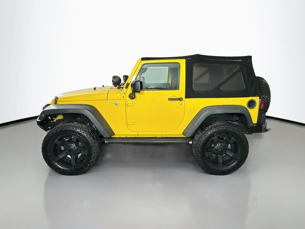Used 2016 Jeep Wrangler Sport w/ Connectivity Group AWD/4WD image 4