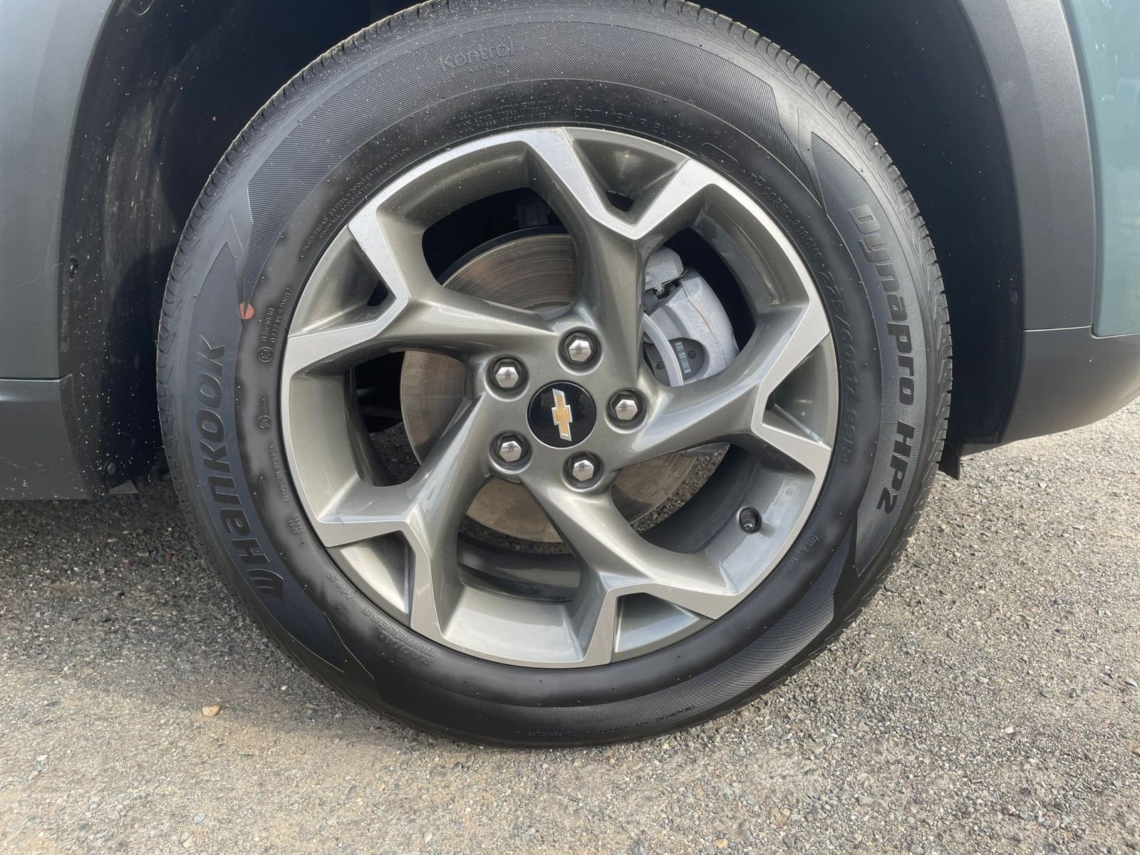 Used 2025 Chevrolet Trax LT w/ LT Convenience Package image 28