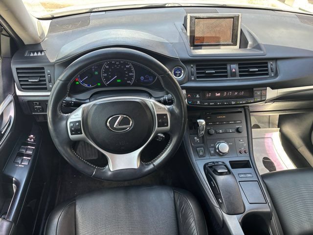 Used 2012 Lexus CT 200h Premium w/ Premium Audio Pkg FWD image 24
