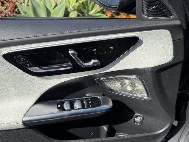 Used 2023 Mercedes-Benz C 300 Sedan image 19