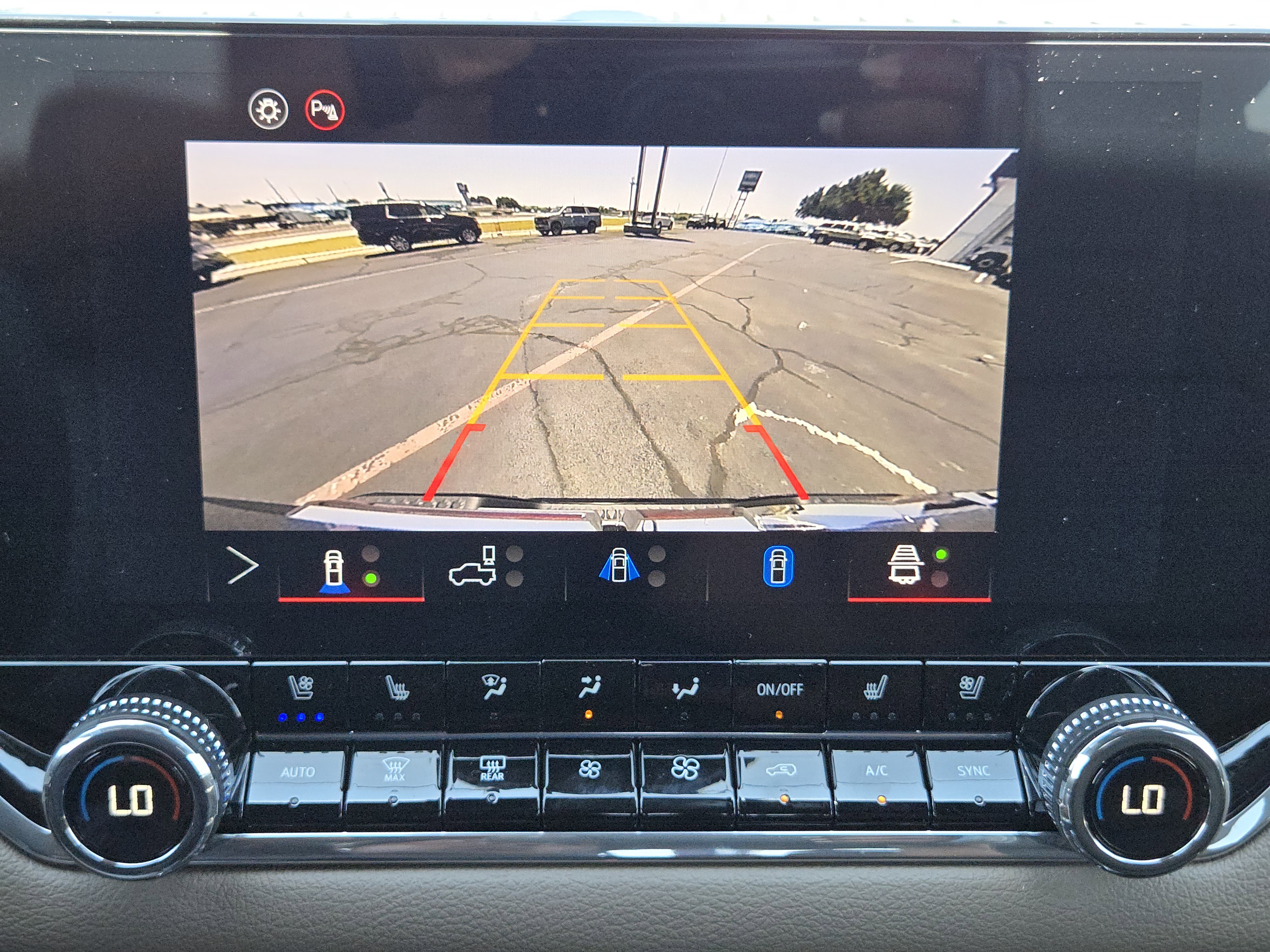 New 2026 GMC Canyon Denali image 14