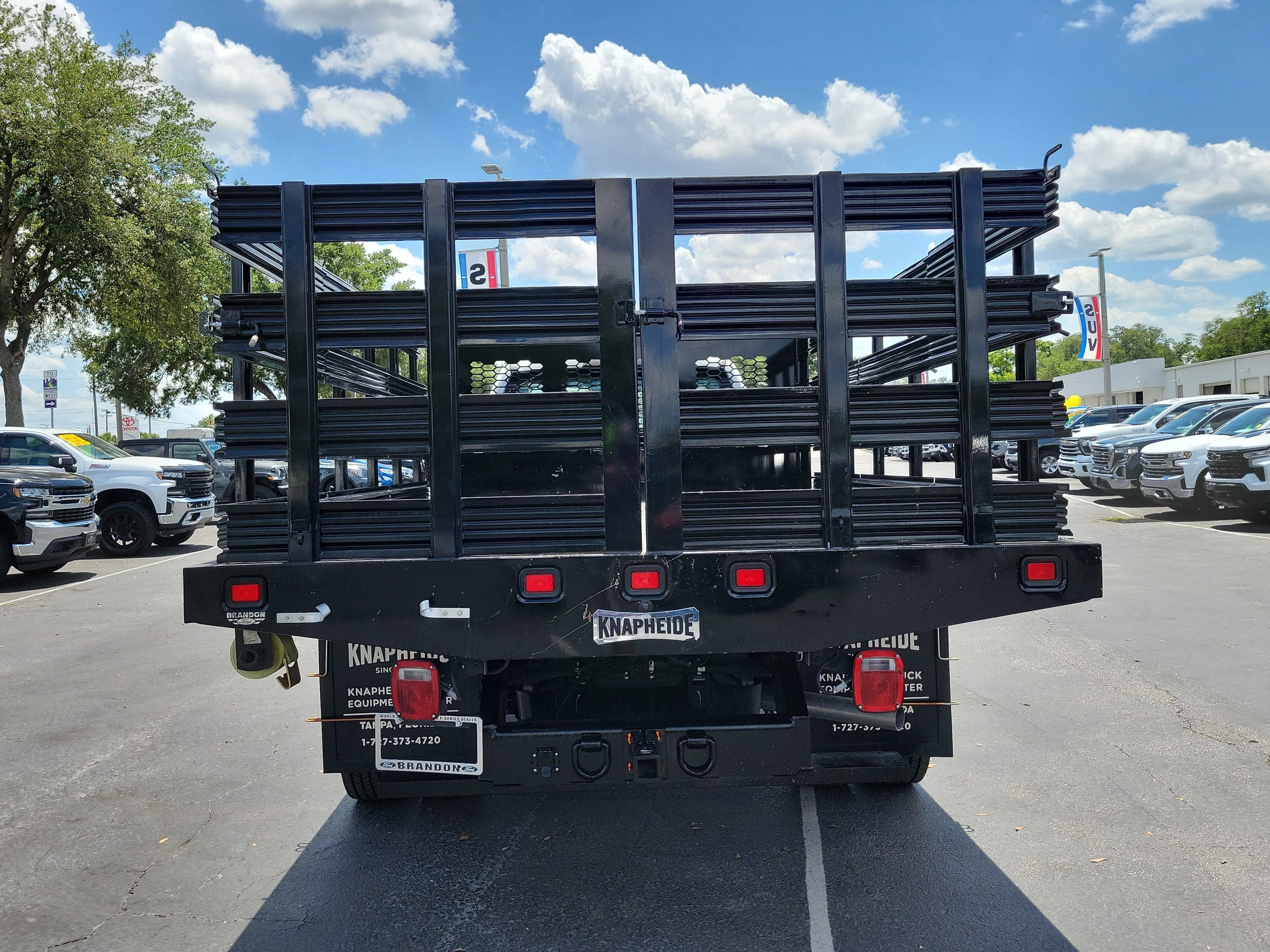 Used 2024 Ford F550 4x4 Regular Cab Super Duty image 8
