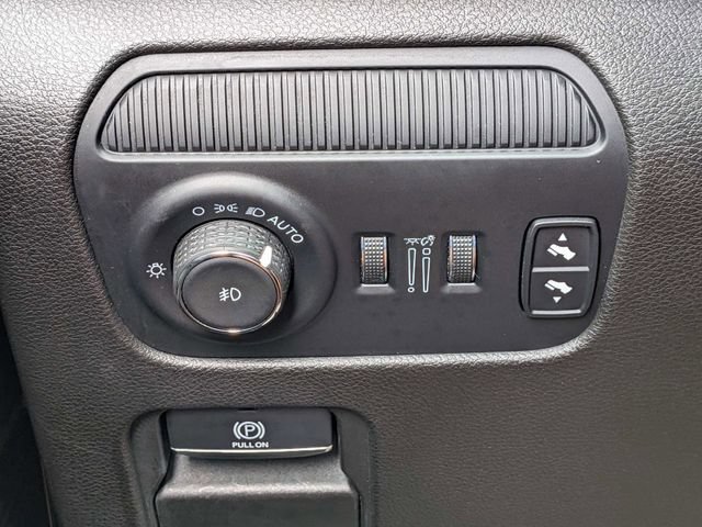 Used 2023 Jeep Wagoneer Series II RWD image 27