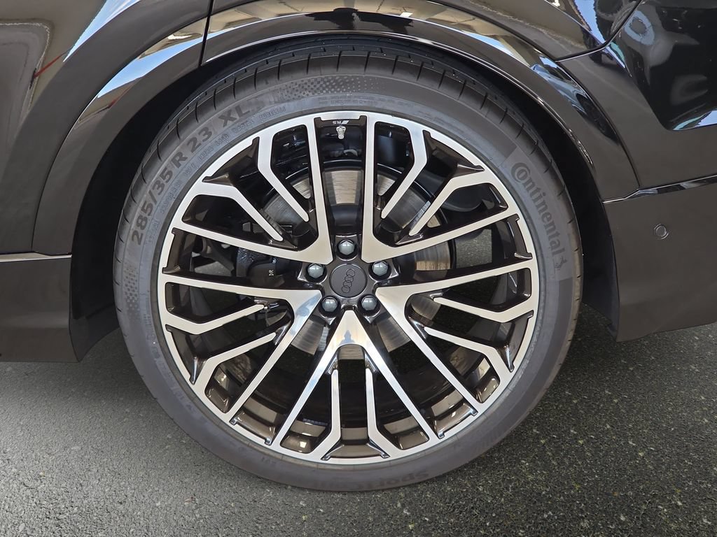 New 2026 Audi SQ8 Prestige AWD/4WD image 17