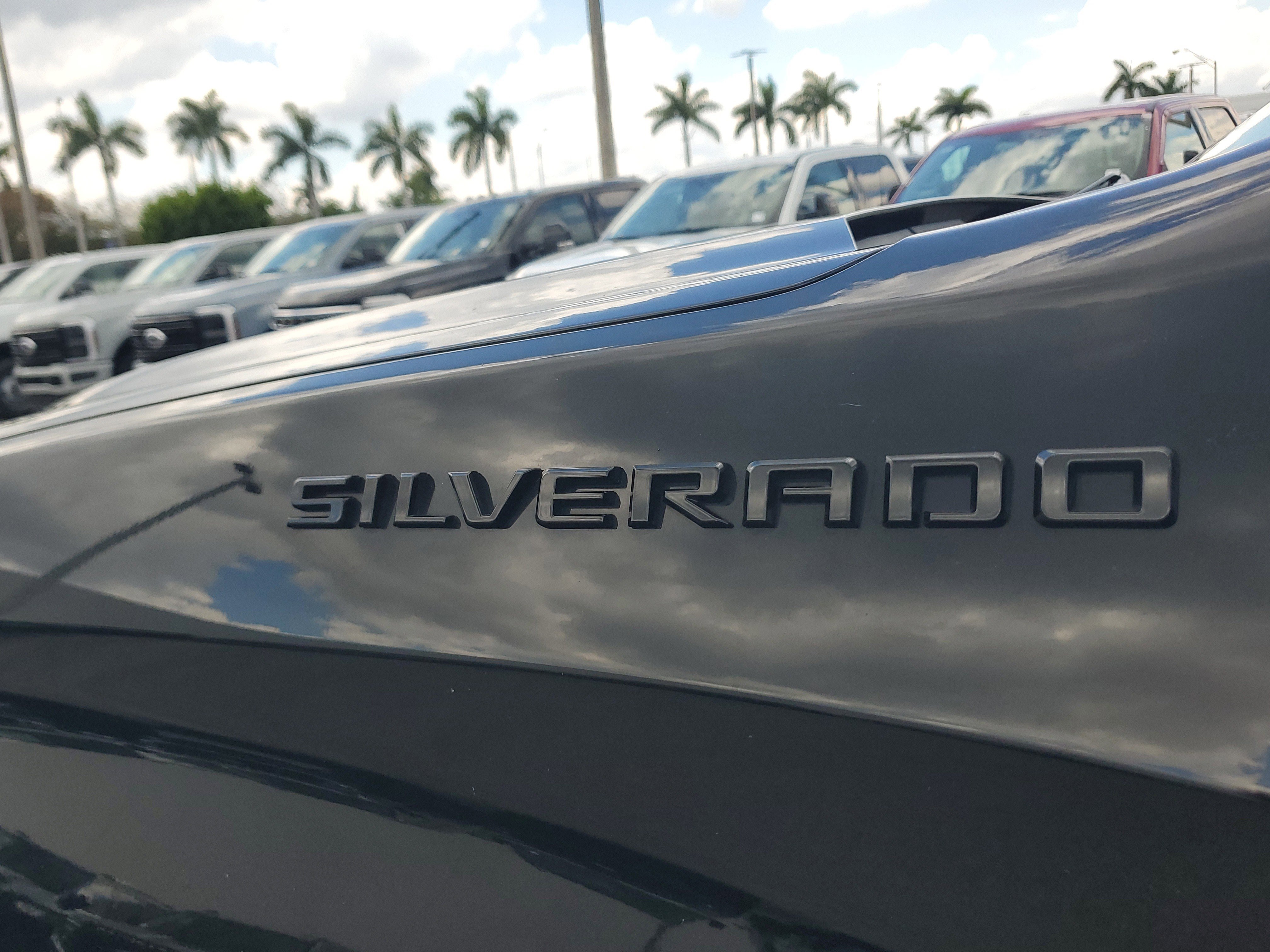 Used 2020 Chevrolet Silverado 1500 Custom w/ Custom Value Package RWD image 29