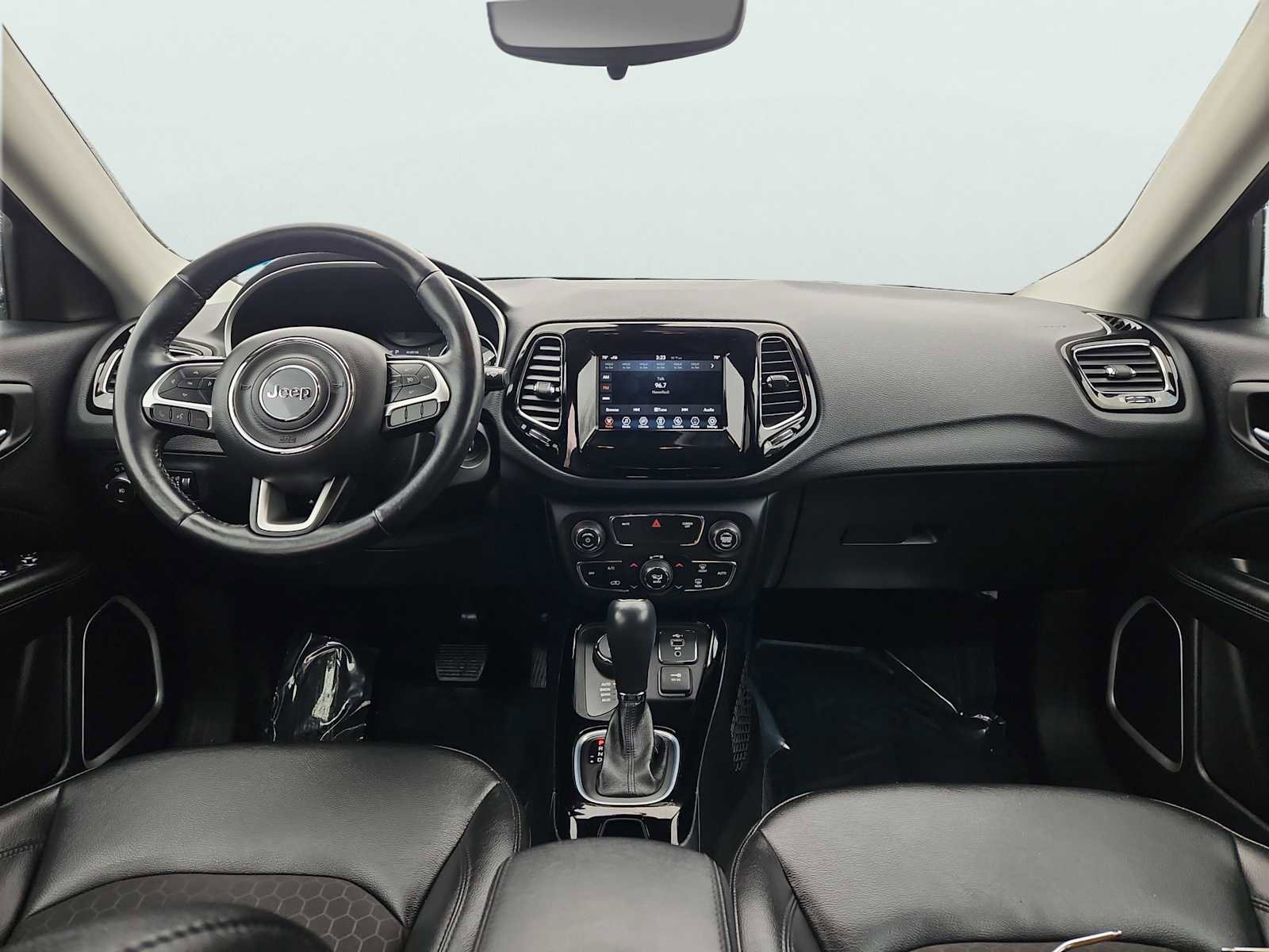 Used 2020 Jeep Compass Altitude image 11