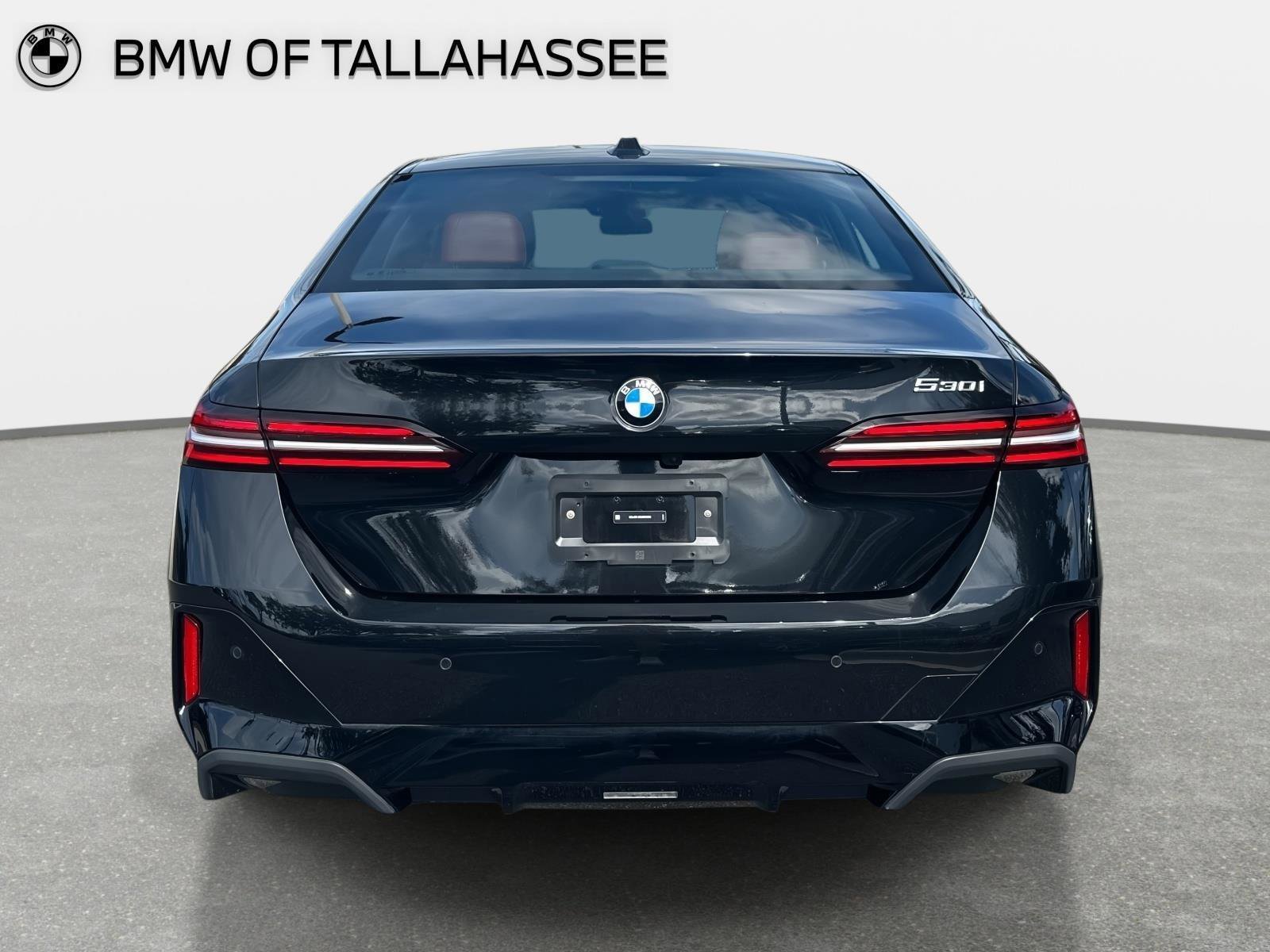 Used 2025 BMW 530i w/ M Sport Package image 6