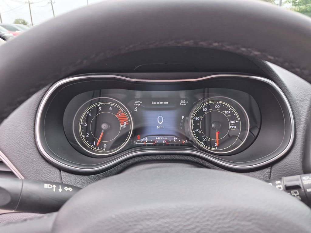 Used 2021 Jeep Cherokee Latitude Lux w/ Comfort/Convenience Group FWD image 22