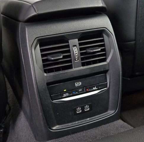 Used 2023 BMW i4 eDrive40 w/ M Sport Package image 18