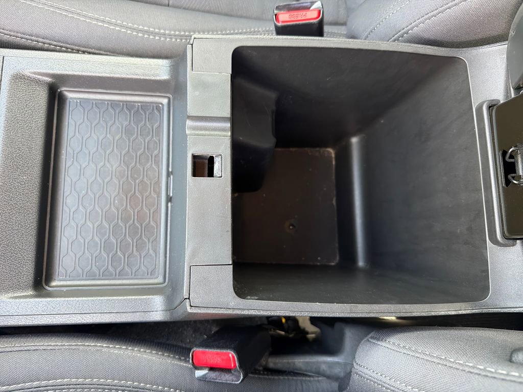 Used 2024 Nissan Frontier SV w/ SV Convenience Package RWD image 38