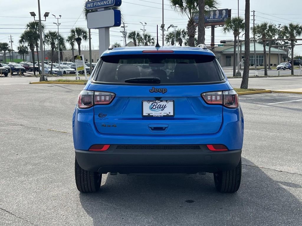 New 2026 Jeep Compass Latitude AWD/4WD image 4