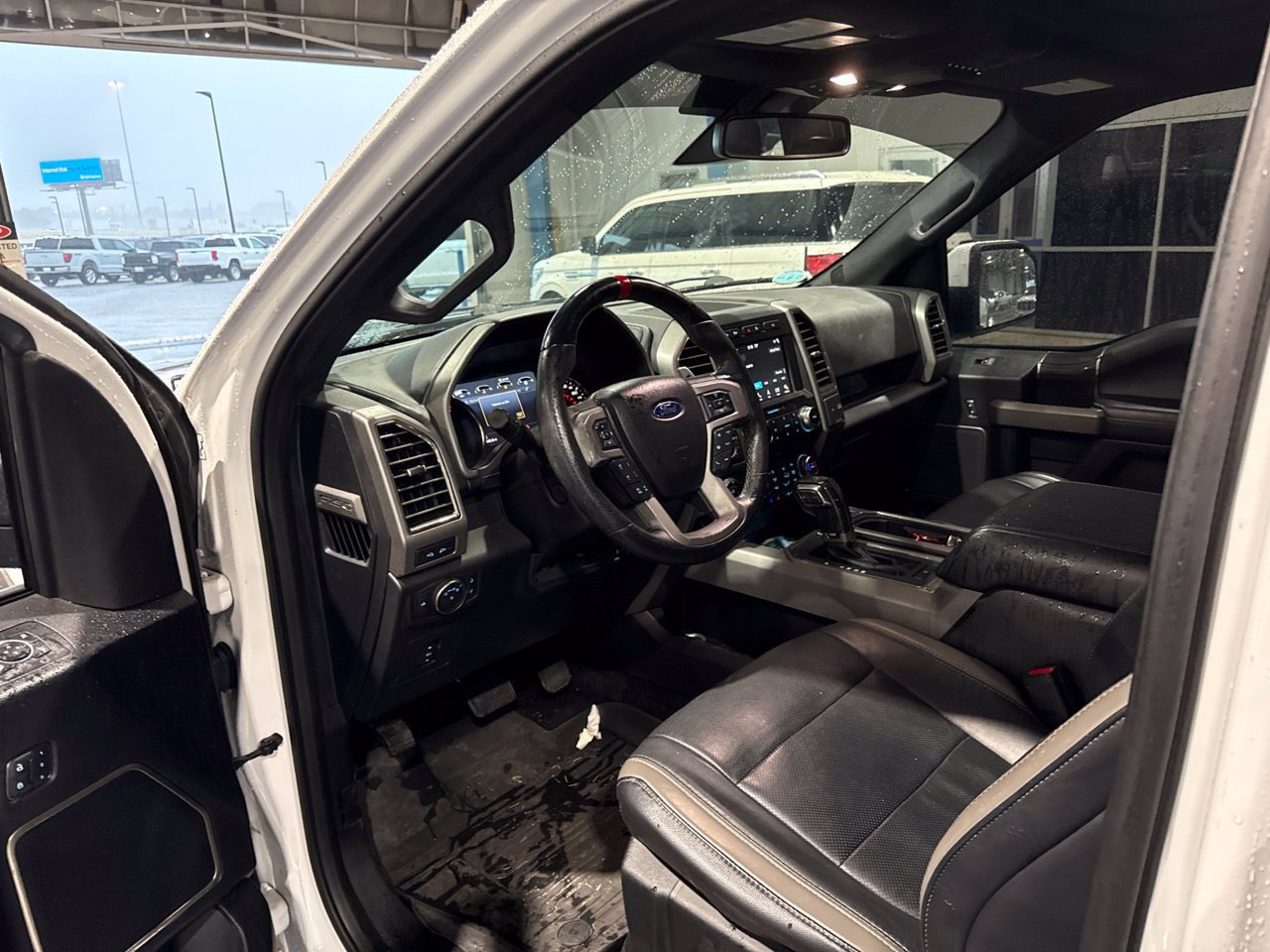 Used 2017 Ford F150 Raptor w/ Equipment Group 802A Luxury AWD/4WD image 19