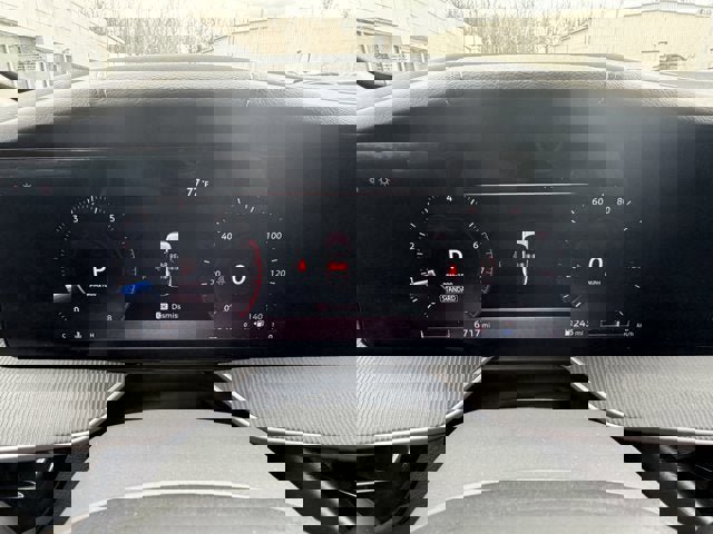 Used 2025 Nissan Murano SV image 18