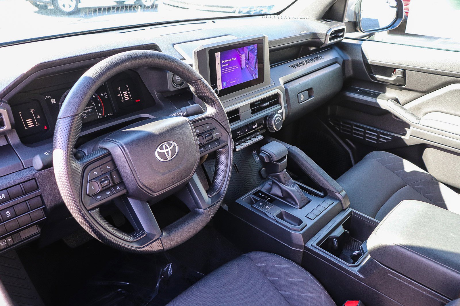 Used 2025 Toyota Tacoma SR image 11