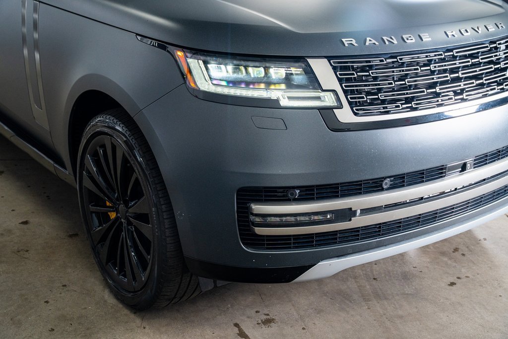 Used 2024 Land Rover Range Rover SE image 18