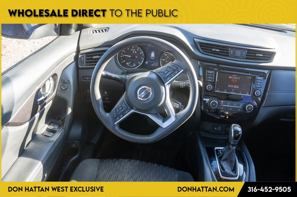 Used 2018 Nissan Rogue S image 5