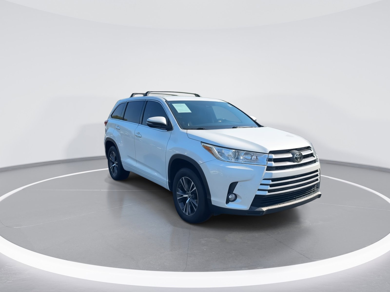 Used 2018 Toyota Highlander Plus video 2