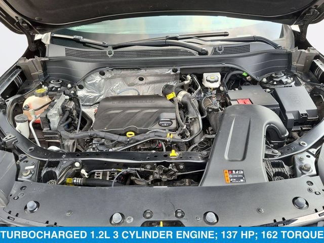 Used 2024 Chevrolet Trax RS w/ Sunroof Package FWD image 34