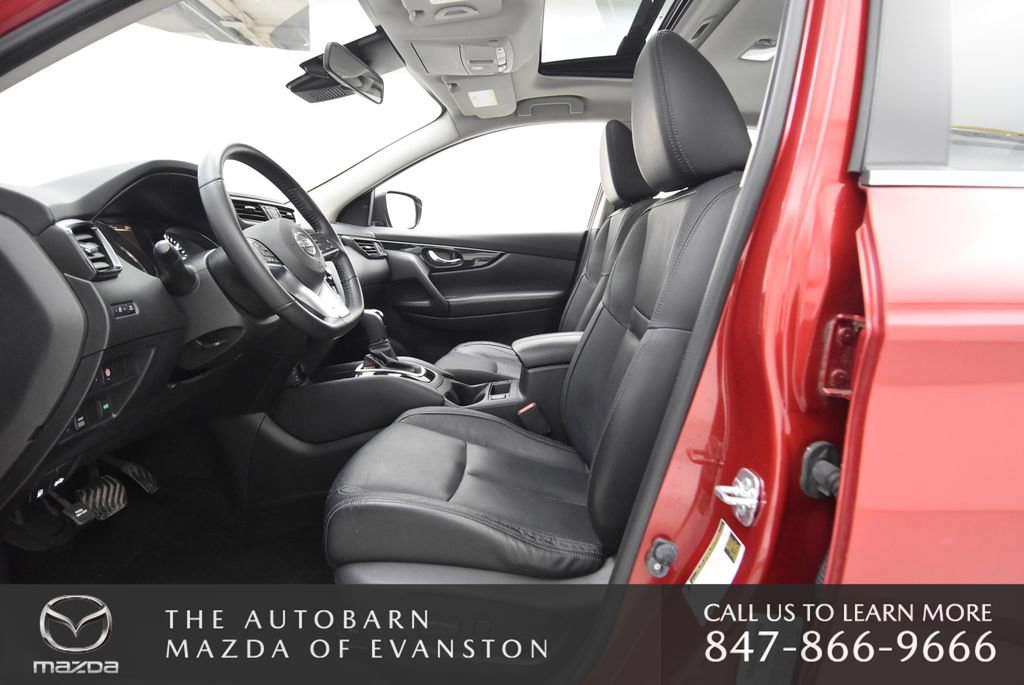 Used 2017 Nissan Rogue Sport SL w/ SL Premium Package AWD/4WD image 30