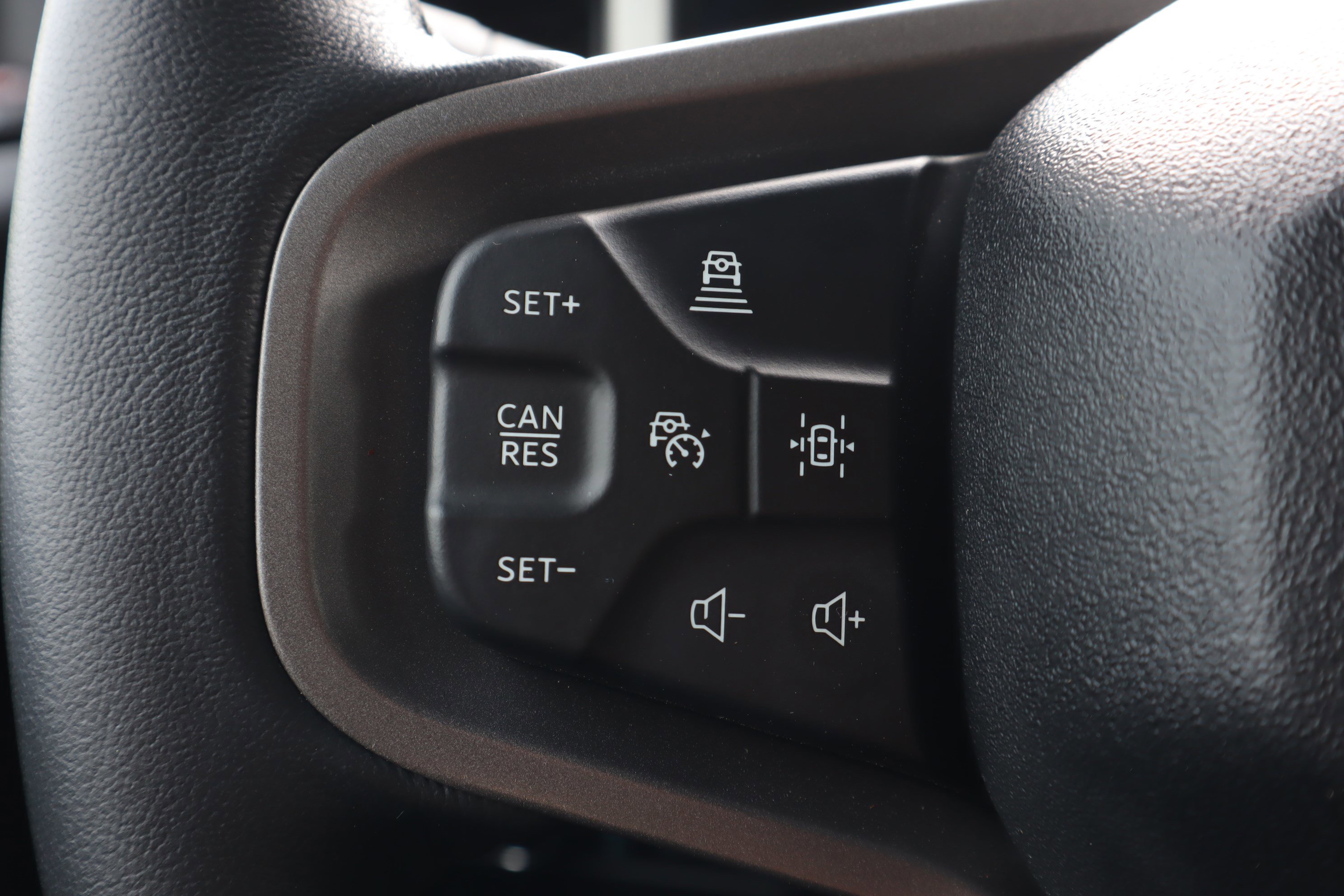 Used 2025 Ford Bronco Outer Banks image 17