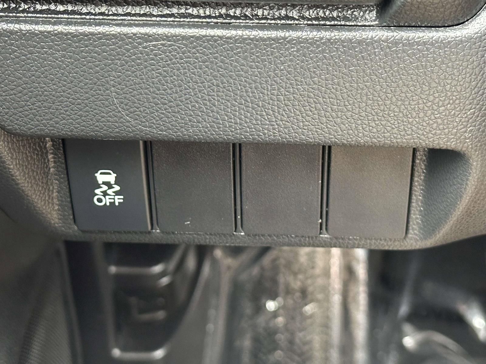 Used 2017 Honda Fit LX image 18